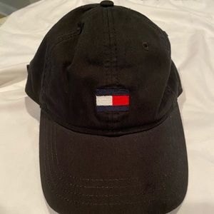 Tommy Hilfiger- Baseball Cap- Black- one size